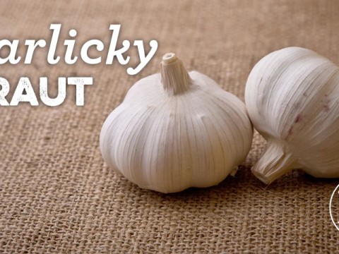 garlicky
