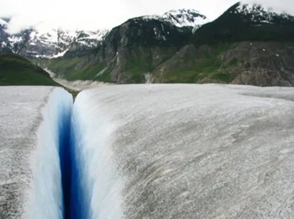 crevice