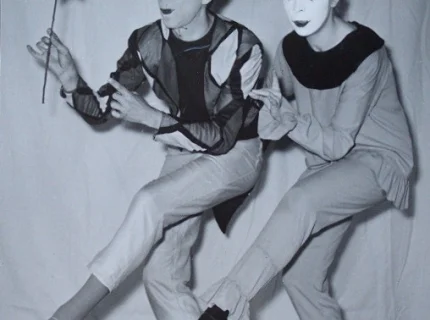 mime