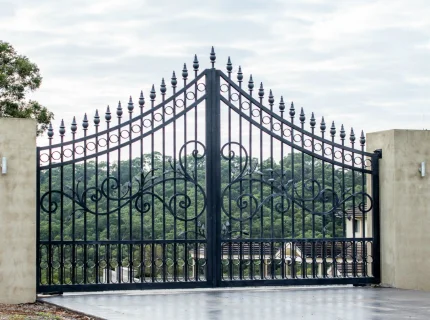 gate