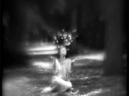 ghostliness