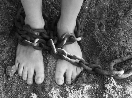 restrainer