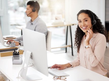 desk clerk